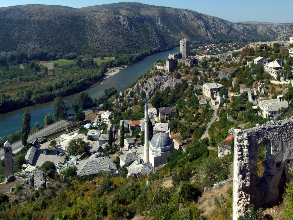 Historijsko osmansko naselje Počitelj iznad Neretve — transfer iz Mostara